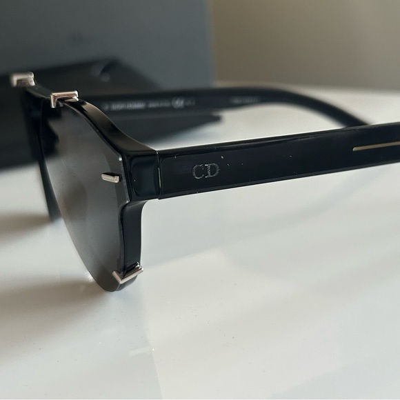 Dior Homme Sunglasses - Picture 2 of 13
